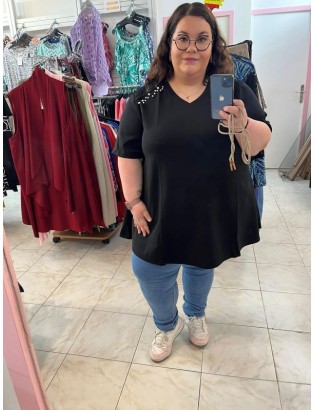 T-SHIRT A DENTELLES ET PERLES