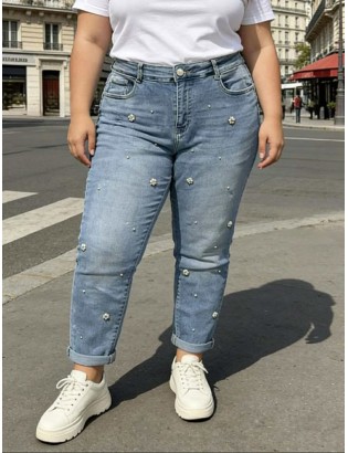 JEANS MOM FIT AVEC PERLES